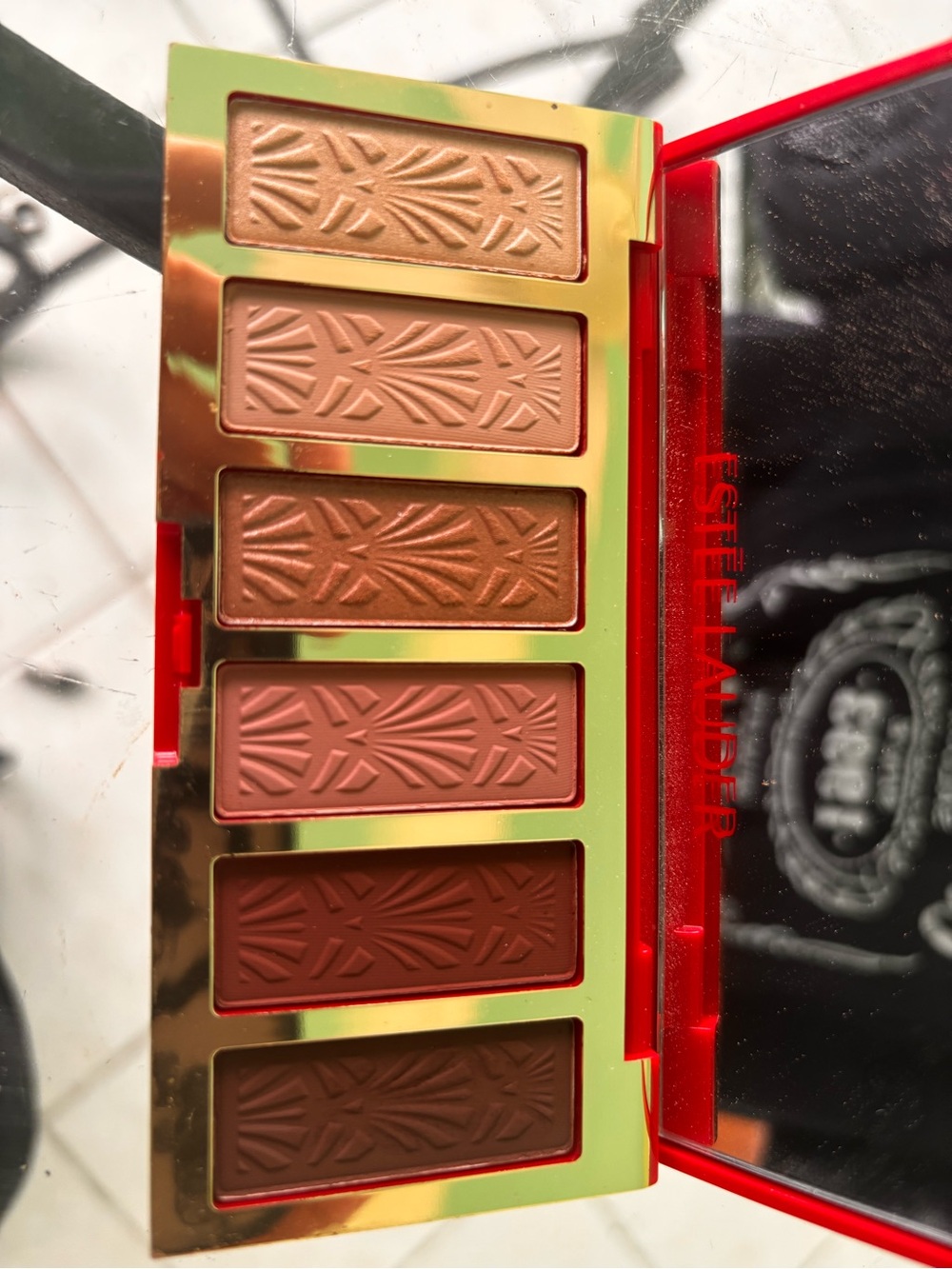 Estee Lauder Warm Brown & Peach Eyeshadow Palette — 6 Neutral Shades